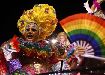 Festival LGBT+ Corpos Visíveis terá workshop de maquiagem e DJ neste domingo
